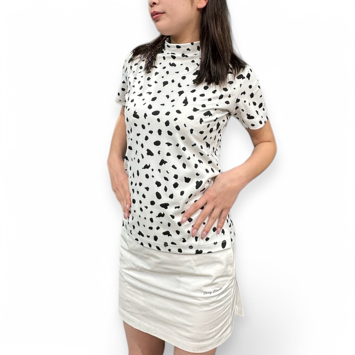 \新発売/Ladies Animal Mock Neck Leopard レディースゴルフウェア アニマル モックネック レオパード 豹柄 半袖 春夏 高ストレッチ 肌触り柔らか 速乾 UVカット レディース ホワイト アニマル柄 おしゃれ 可愛い ゴルフ女子 おすすめ プレゼント
