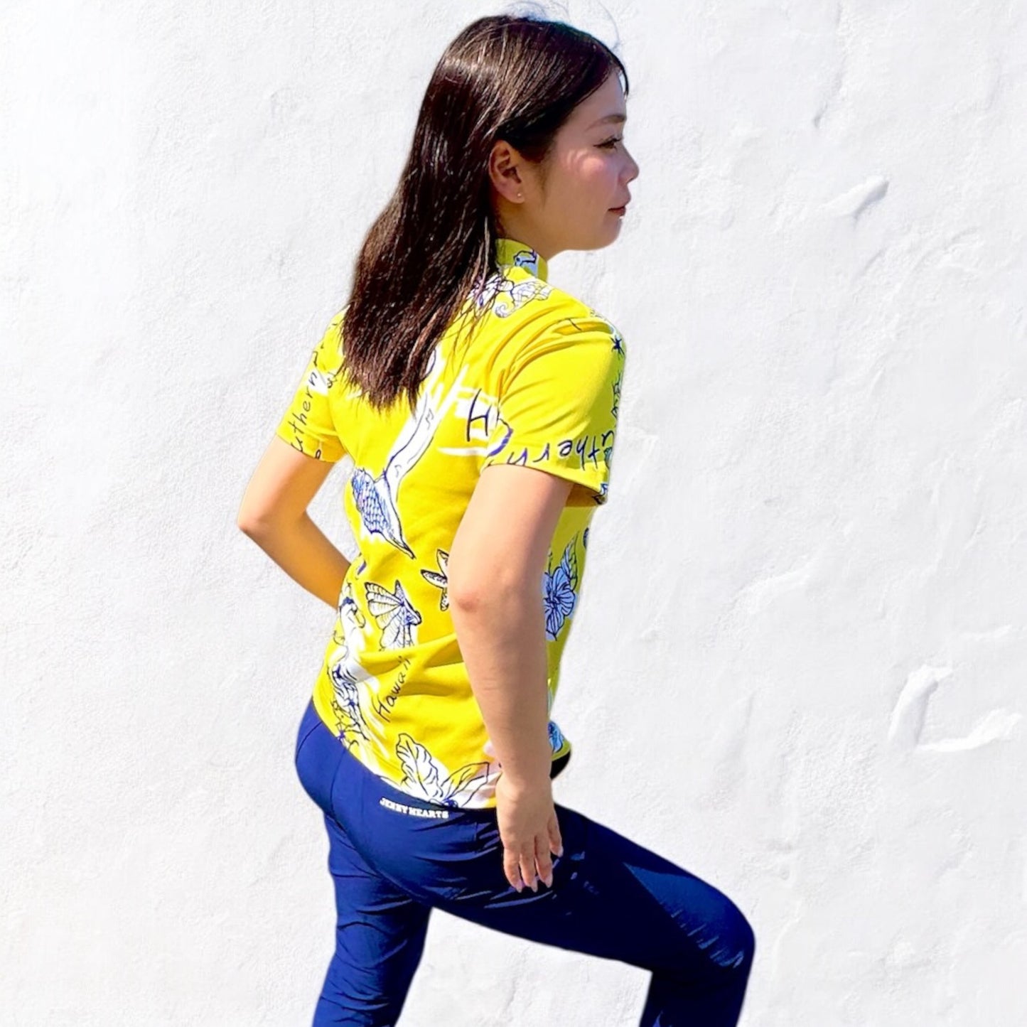 \新発売/Ladies Mock Neck Hawaiian Yellow レディースゴルフウェア モックネック 半袖 ストレッチ 速乾 肌触りなめらか UVカット おしゃれ 可愛い 春夏