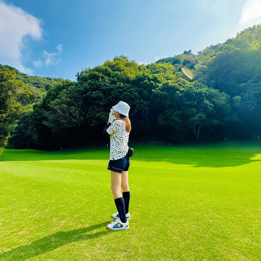 Limited-time offer until September 7th during the Founding Festival! Women's Golf Shoes Azas Collaboration 001 Spikeless Genuine Leather Women's Golf Shoes 2024 Model