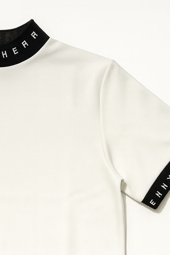 Men's Grosgrain Mock Neck Golf Apparel for Summer. Short Sleeve Mock Neck. Grosgrain Stretch Fabric. Smooth to the Touch, Quick-Drying, UV Protection, and Opaque. Simple, Stylish, High-Quality, and High-Performance. Recommended as a Gift. Made in Japan.