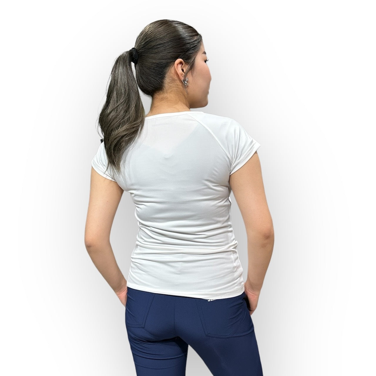 Ladies Inner Shirt インナー シャツ レディース 半袖 丸首 クルーネック 白 黒　ジュニアゴルフウェア