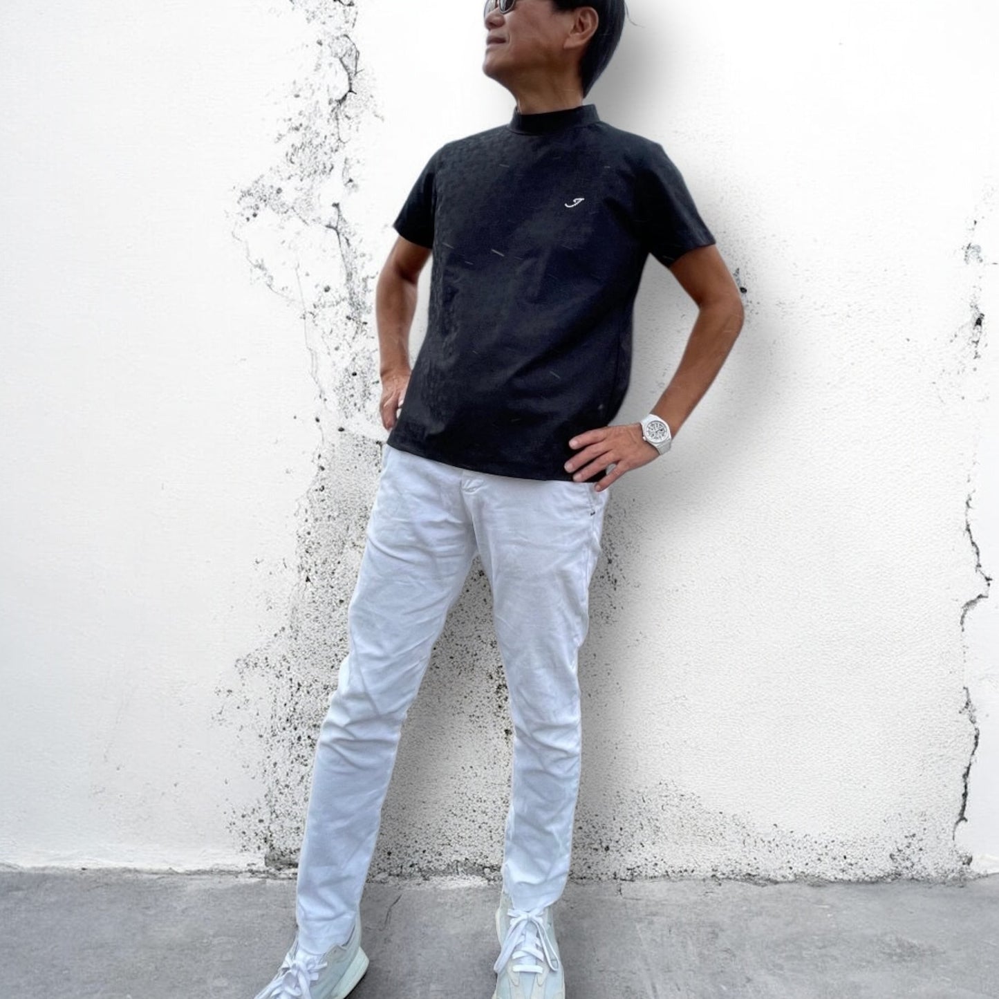 Mens Mock Neck Rhinestorn ゴルフウェア メンズ 夏 モックネック 半袖 ラインストーン 水玉エンボス加工 伸縮性 速乾性 UVカット 消臭 黒 高級感 日本製