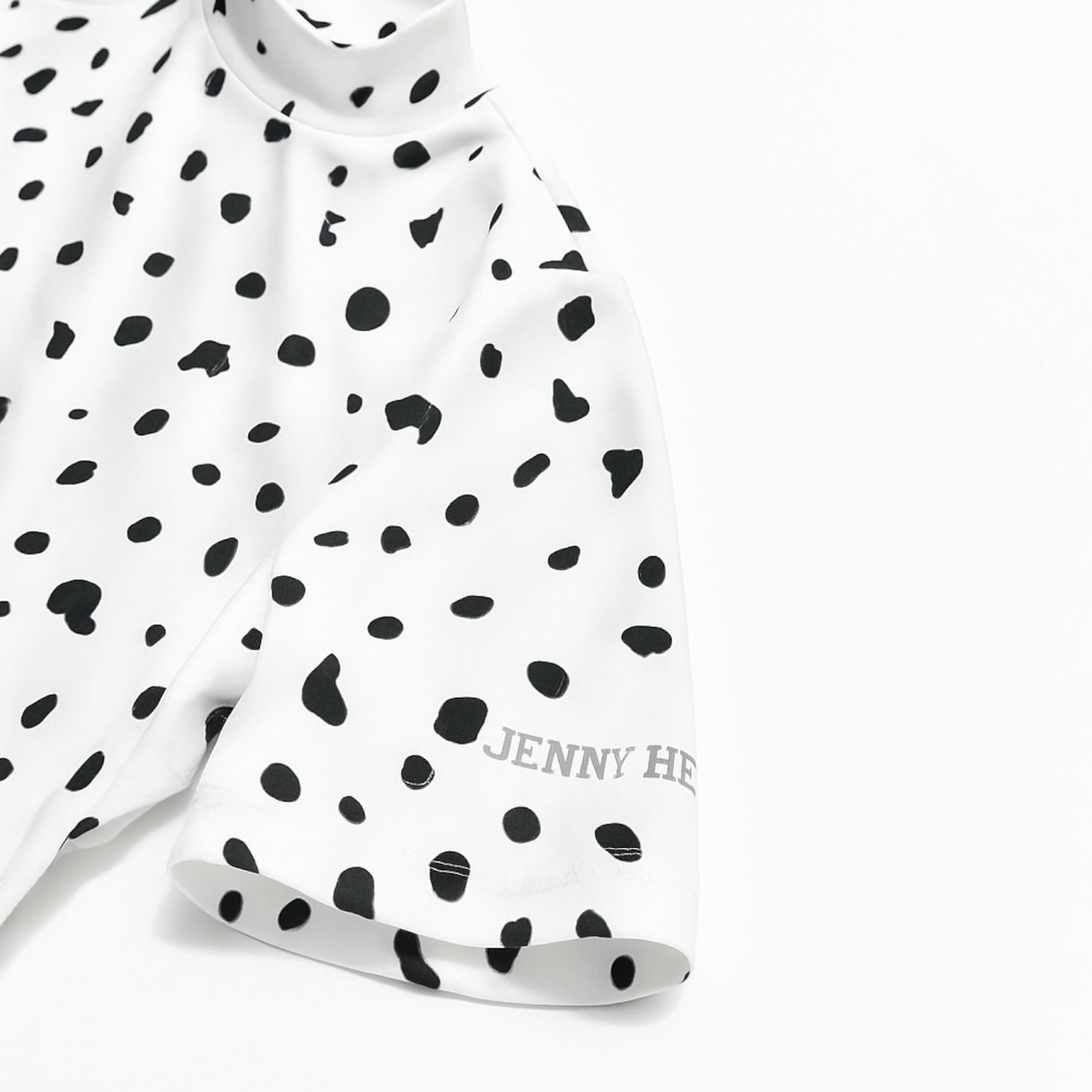 Mens Animal Mock Neck Leopard メンズゴルフウェア アニマル モックネック 夏 半袖 レオパード 豹柄  肌触り柔らか 伸縮性高い 速乾 メンズ ホワイト アニマル柄 おしゃれ おすすめ ゴルフ場で映える プレゼント