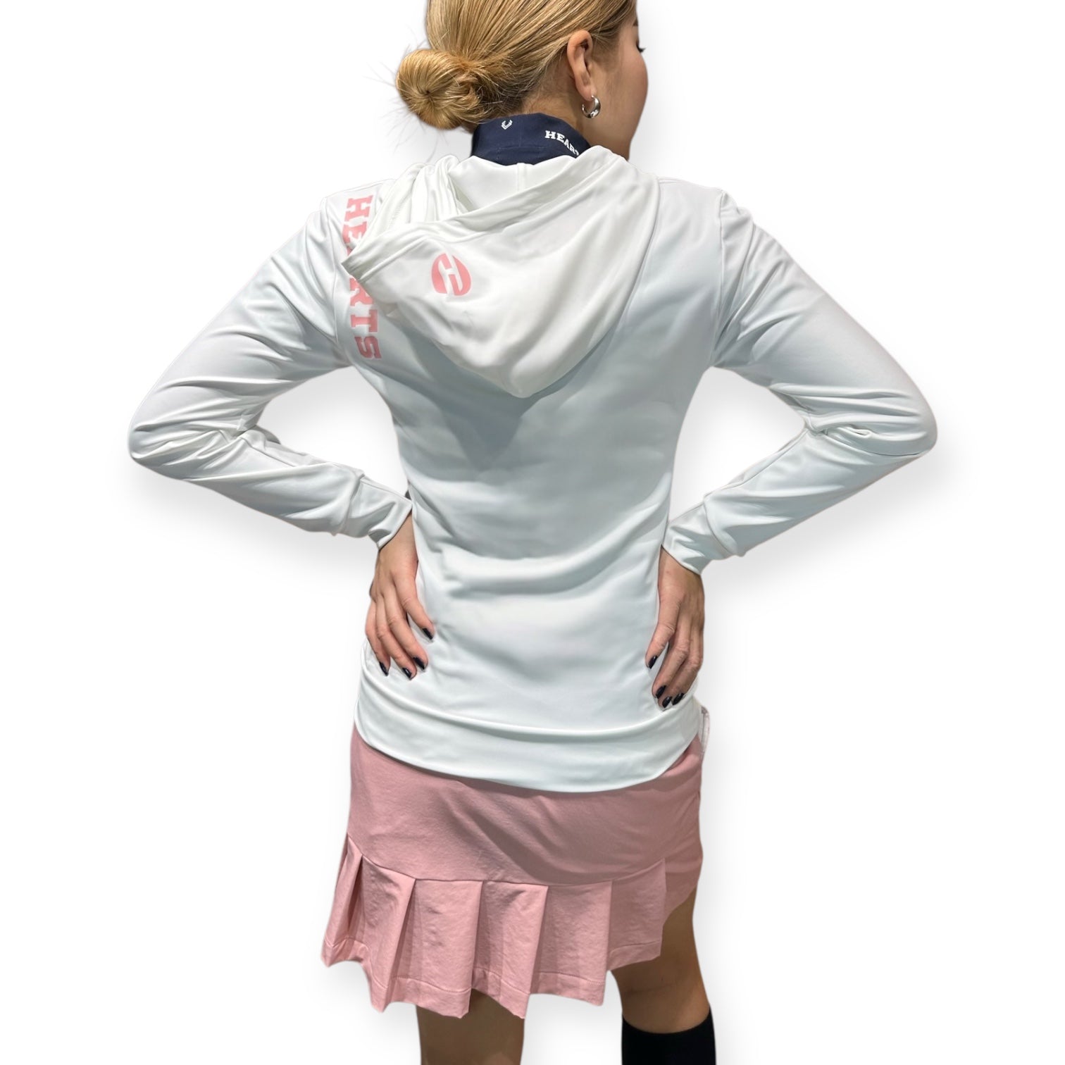 Women's Smooth Hoodie, a high-stretch, cool-to-the-touch, smooth-to-the-touch jacket with UV protection for spring, summer, and fall.