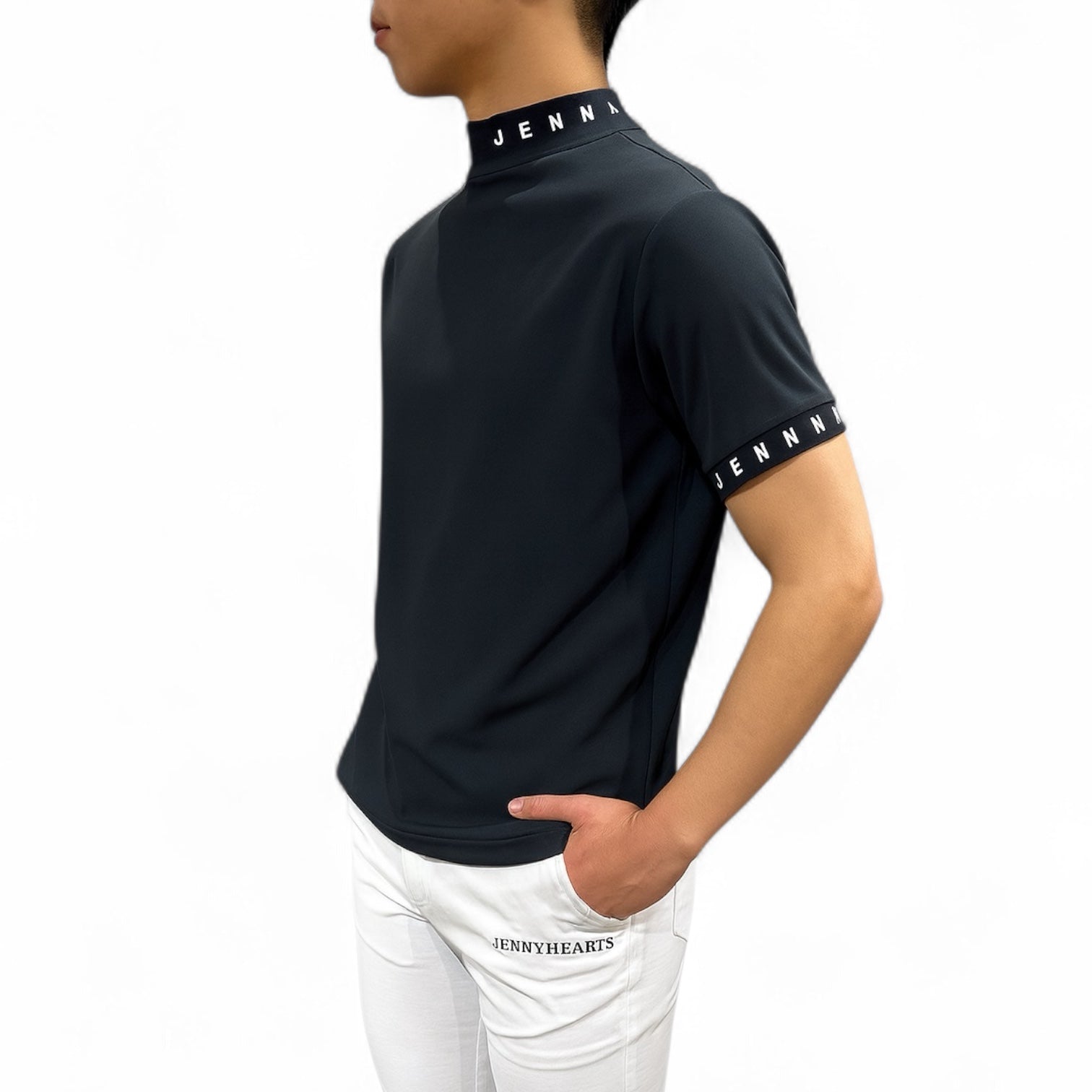 Men's Grosgrain Mock Neck Golf Apparel for Summer. Short Sleeve Mock Neck. Grosgrain Stretch Fabric. Smooth to the Touch, Quick-Drying, UV Protection, and Opaque. Simple, Stylish, High-Quality, and High-Performance. Recommended as a Gift. Made in Japan.